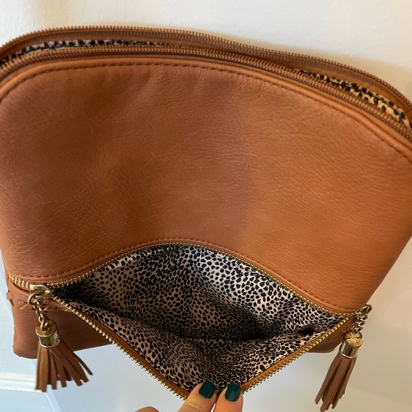 Brown, soft leather purse. - Picture 2 of 3
